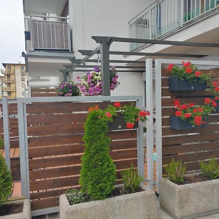 Swinoujscie Platan Patio 6 - Berry Apartments Экстерьер фото