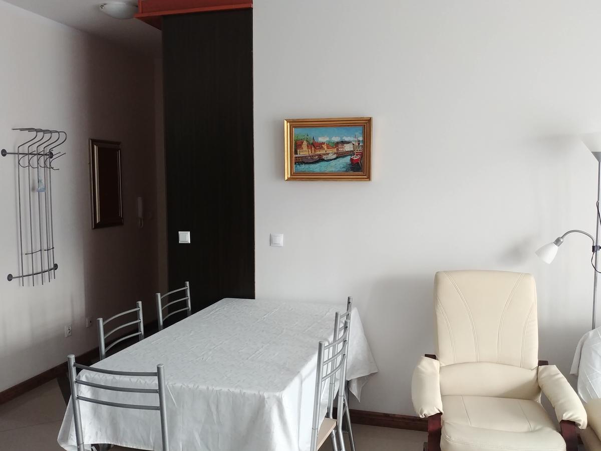 Swinoujscie Platan Patio 6 - Berry Apartments Экстерьер фото